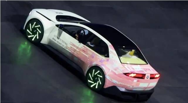 AI“入侵”汽车圈！风口将至，你的座驾即将“开挂”